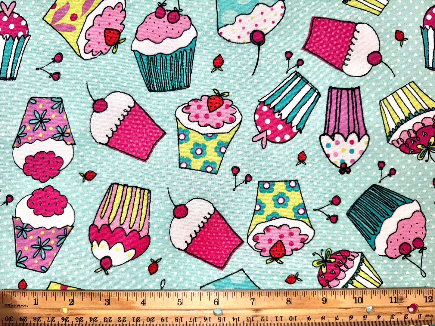 Cute Cartoon Cupcake Cotton Fabric