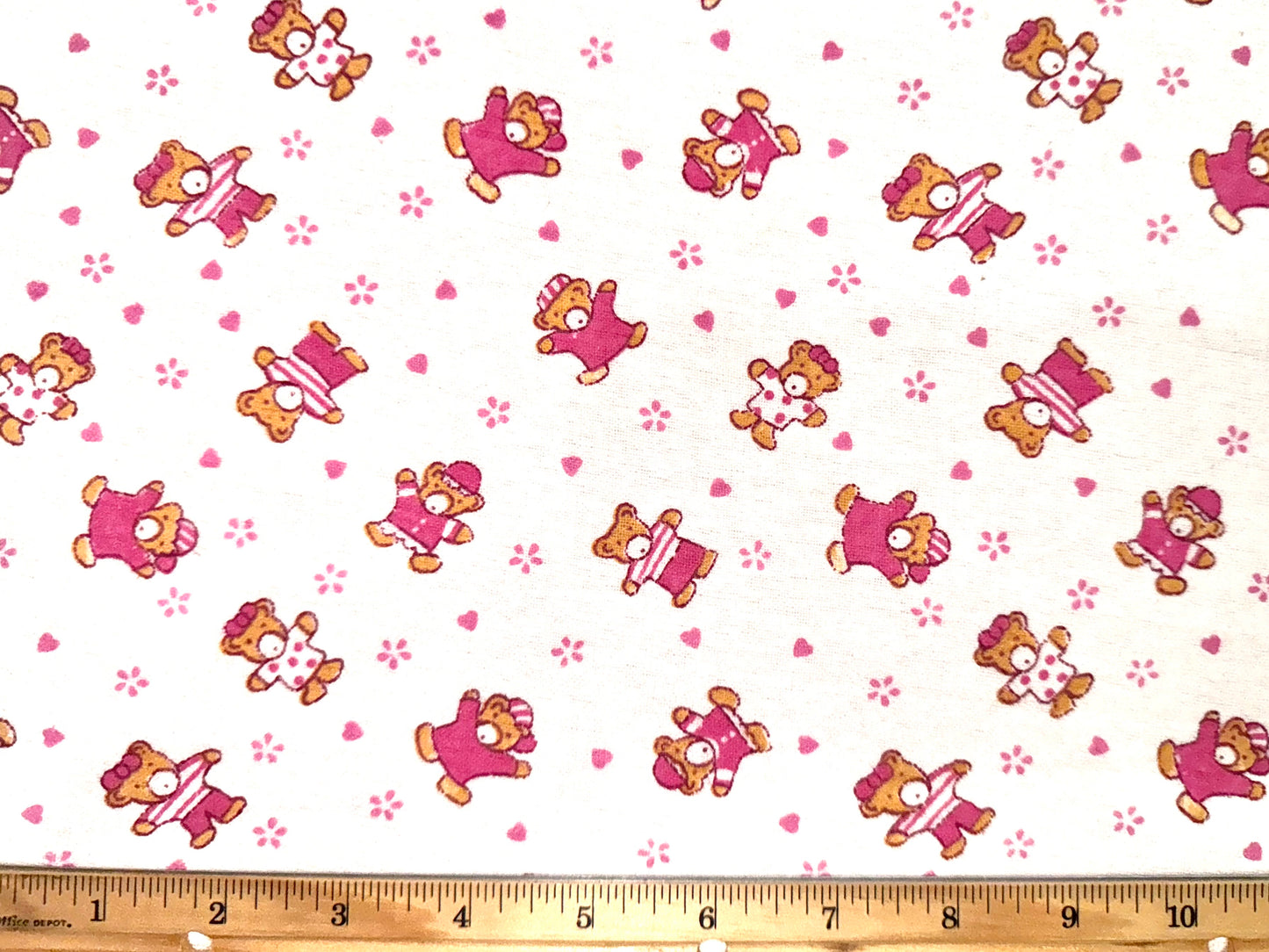 Vintage Retro Teddy Bear Baby White & Pink Flannel Fabric - Fat Quarter